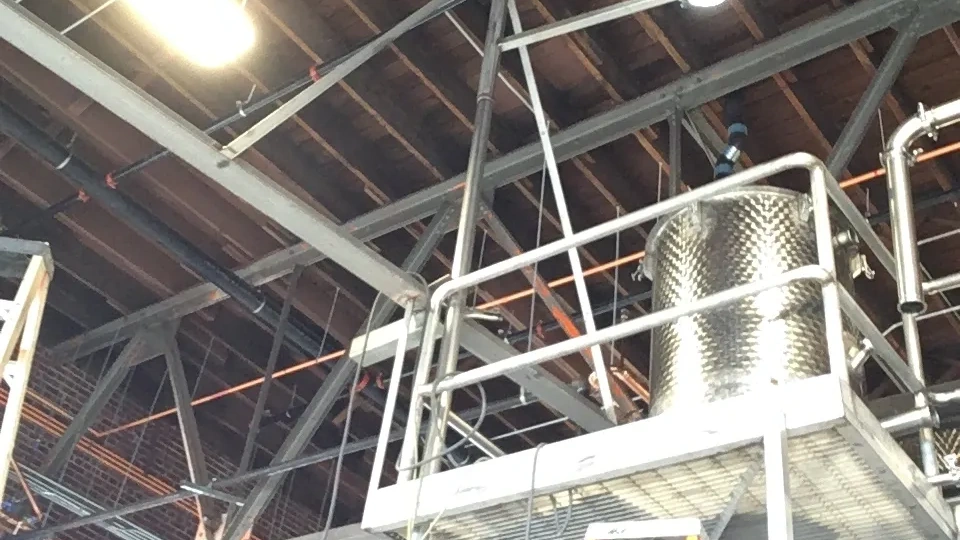 industrial-elevated-metal-catwalk-platform-16x9-1.webp